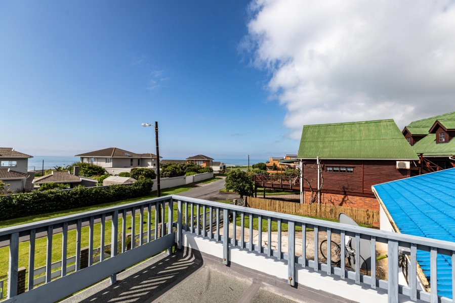 3 Bedroom Property for Sale in Kidds Beach Eastern Cape